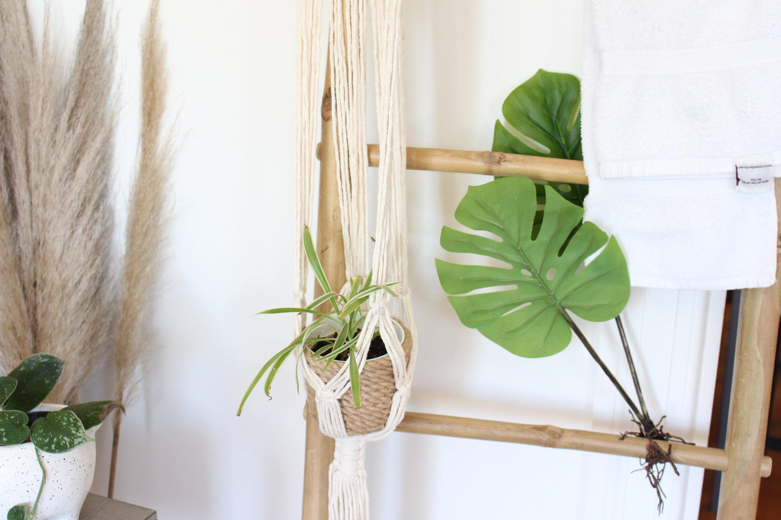 Calla Lily White Macrame Plant Hanger - Air Plant Holder - Plant Hanger Indoor