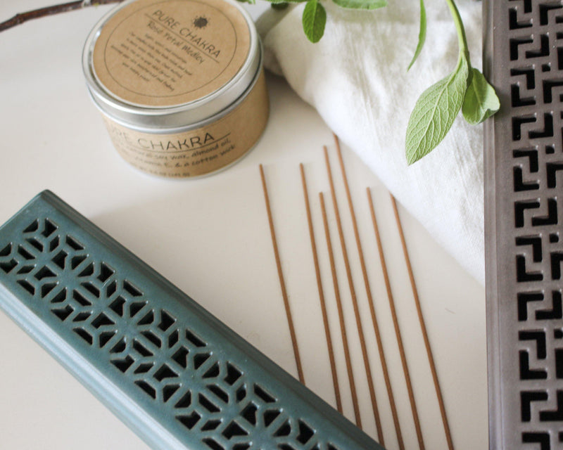 Kirtan Ceramic Incense Burner - Incense Box - Incense Holder - Coffin Burner - Office Relaxation - Green - Pure Chakra